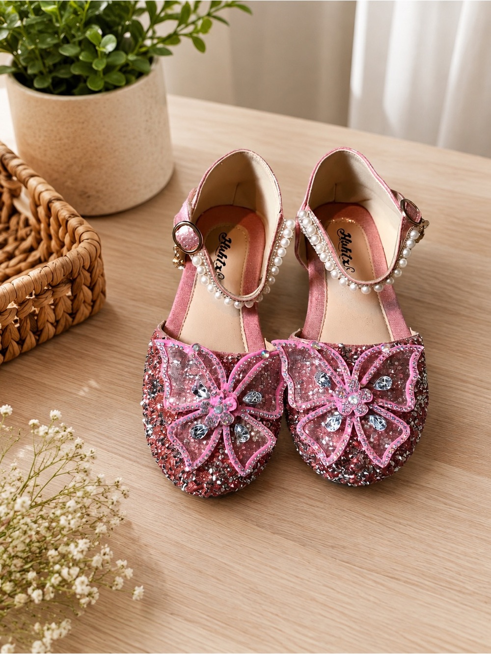 SHEIN Pink Glitter Butterfly Dress Shoes with Pearl Strap